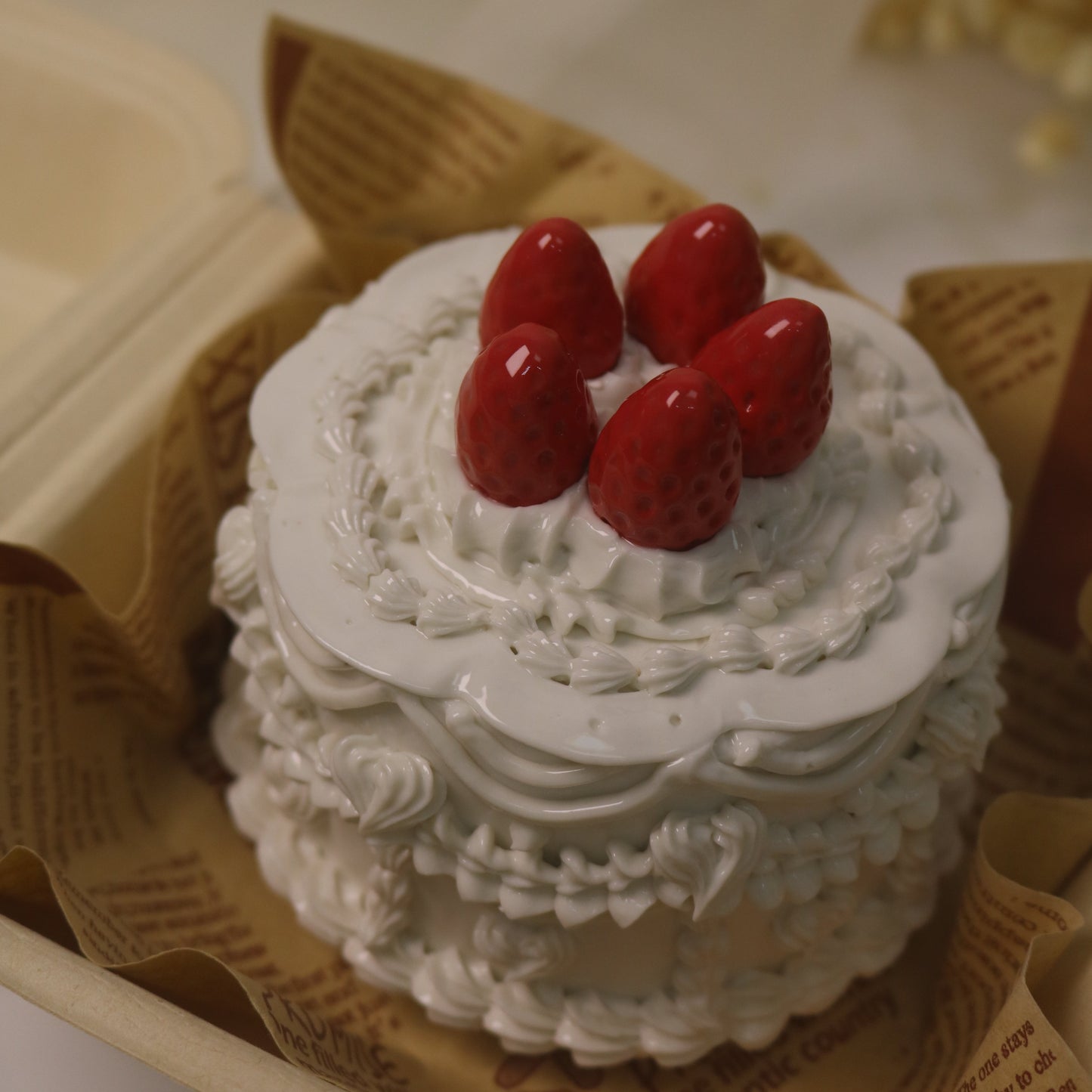 Clementine Crimson Strawberry Spirit in Porcelain Frosting