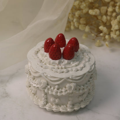Clementine Crimson Strawberry Spirit in Porcelain Frosting