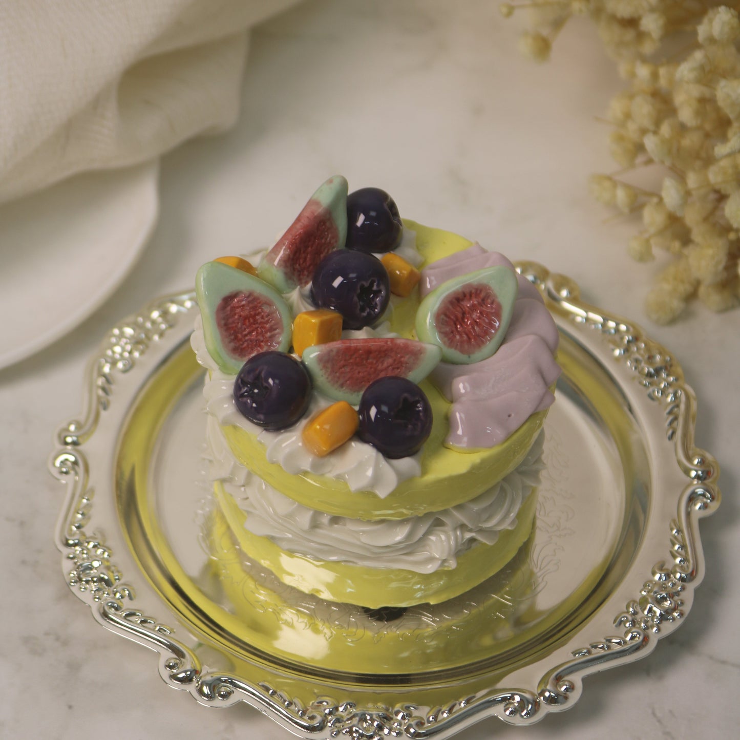 Fig And Blueberry Ceramic Cake Decoration Art