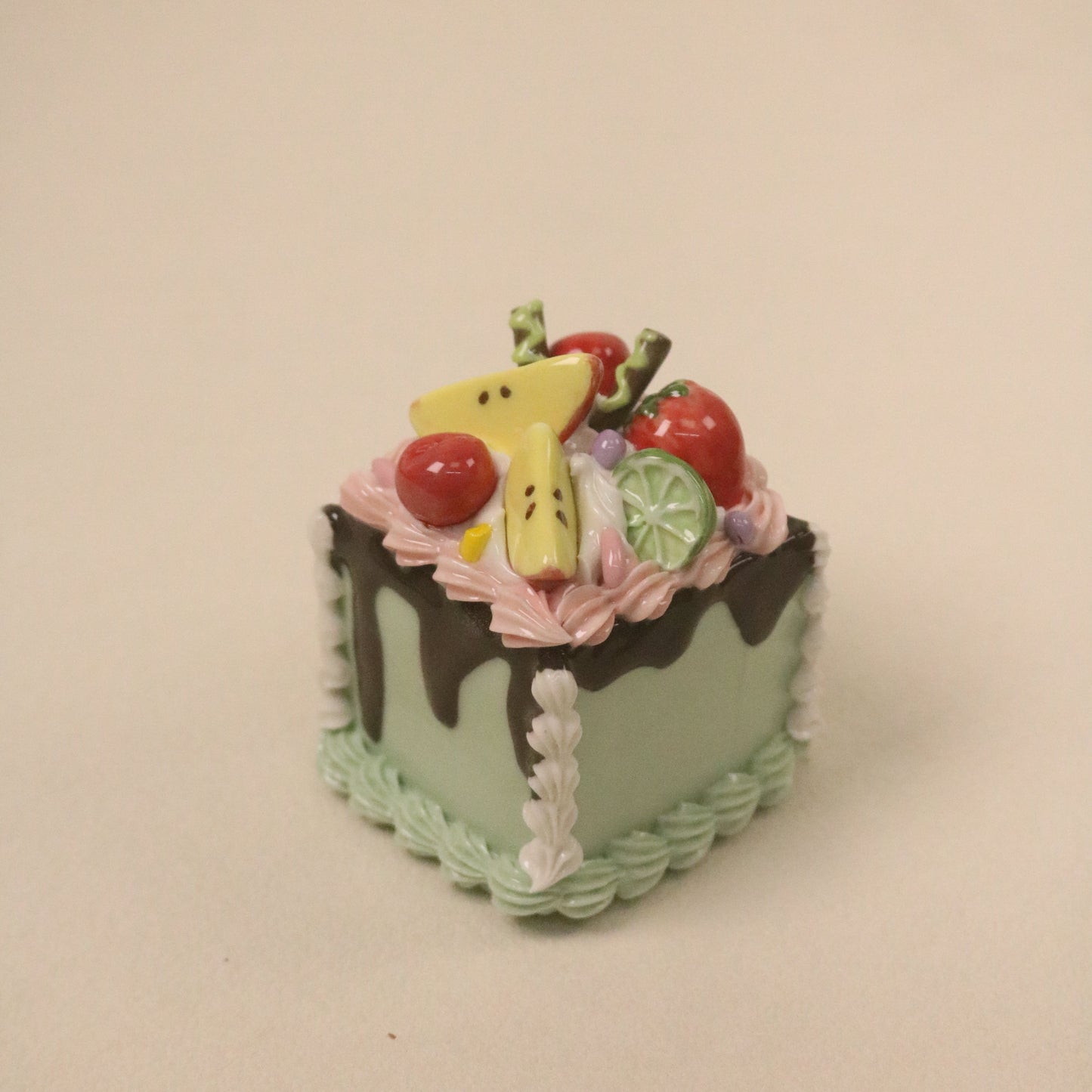 Handmade Ceramic Cake Topper Square Fruit Apple Cream Chocolate Sauce Dessert Decor