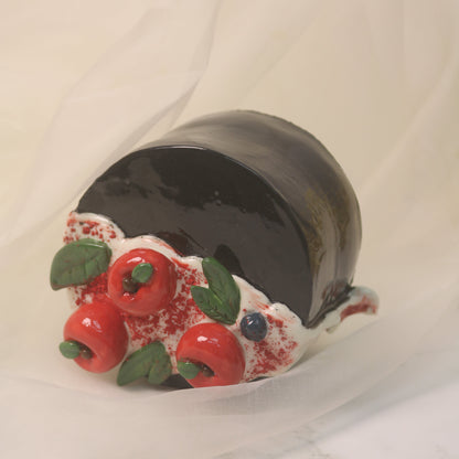 Handmade Gothic Ceramic Cake Sculpture, Black Rose & Thorn Figurine, Whimsical Art Collectible, Red Queen's Gift (CLAYYING)